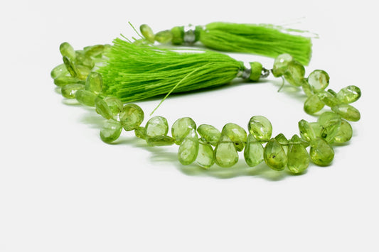 Natural Peridot Faceted Pear Shape Briolettes,Side Drill Pear Shape Beads,Peridot Pear Shape beads,green Gemstone Briolettes,6x8 Pear Shape