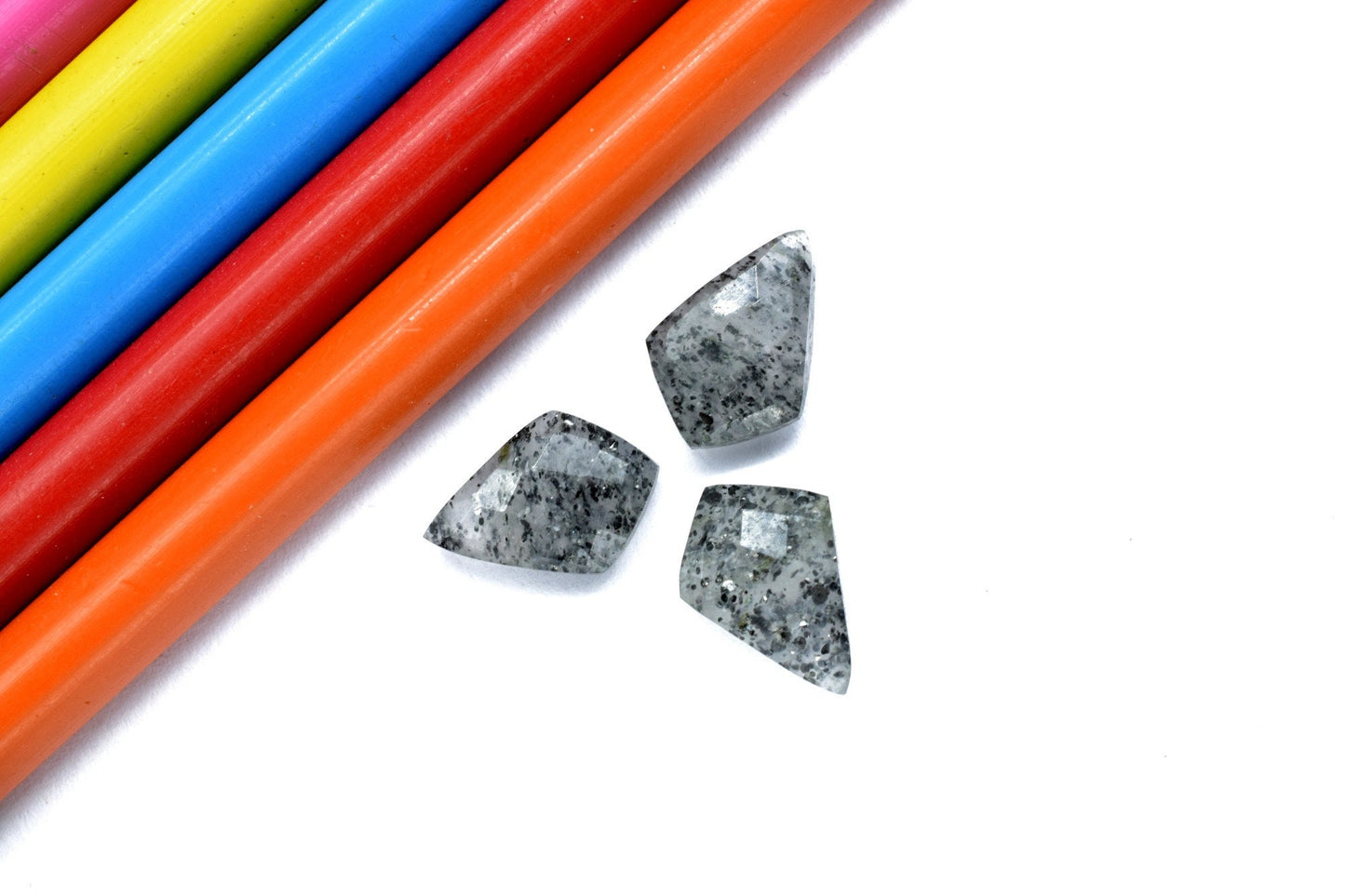 Black Sunstone 10x14mm Faceted Tie shape Briolettes,fancy briolette beads,Black Sunstone Beads,Sunstone Faceted Beads, Sunstone Briolette,