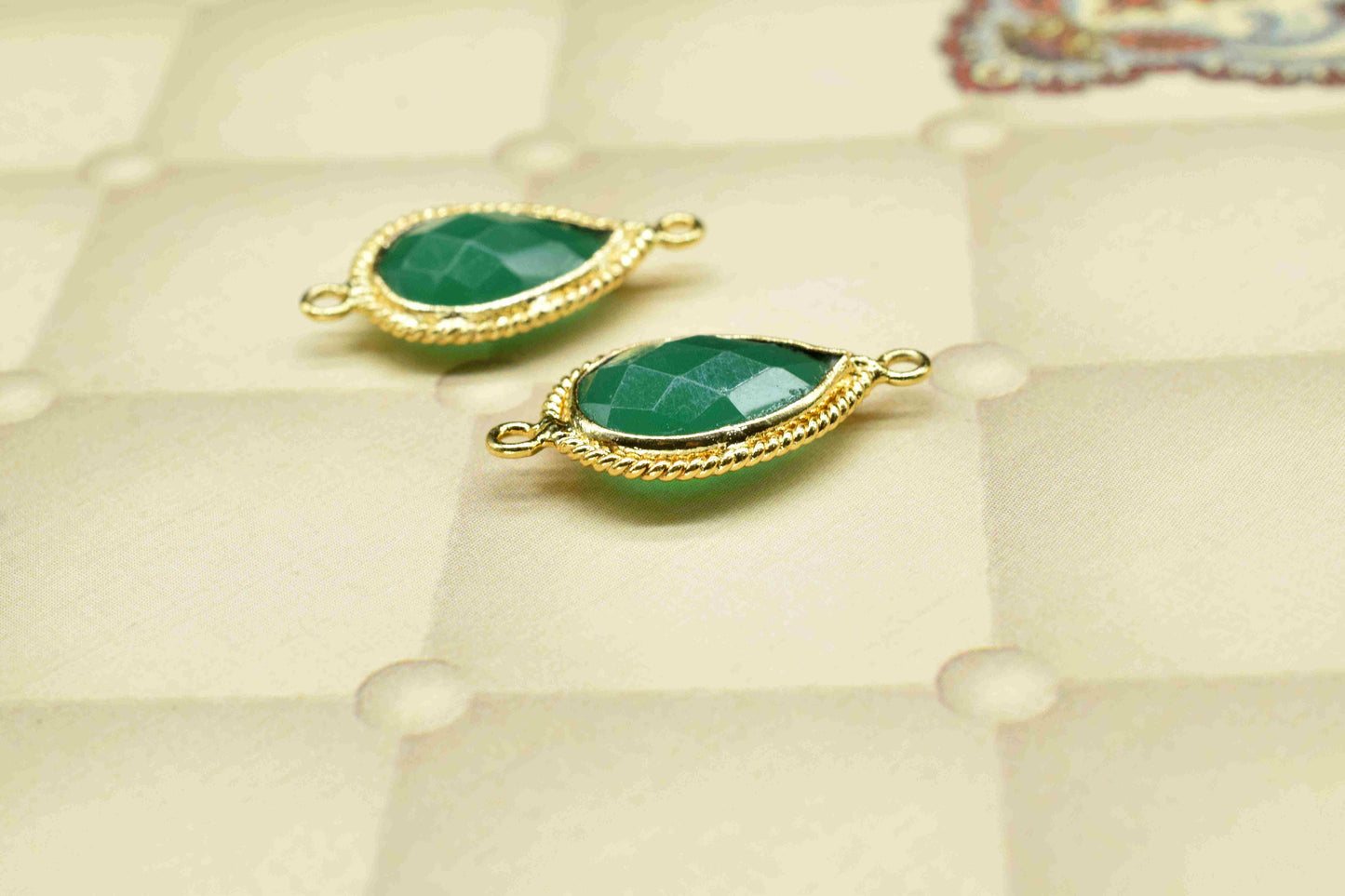 Green Onyx 9x13mm Teardrop Shape charm,Gold Plated bezel,double Bail connector,Onyx Jewelry,May Birthstone Coin Links,Handmade Bezel Charms