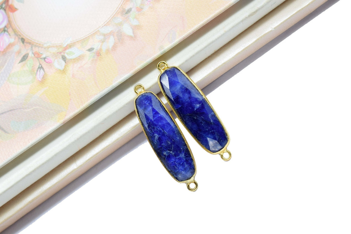 Blue sapphire 8x16mm Bezel Charm Pendant,Rectangle Shape Gold Plated bezel,Gold Vermeil Bezel, jewelry making charm,Gold-Filled bezel charm