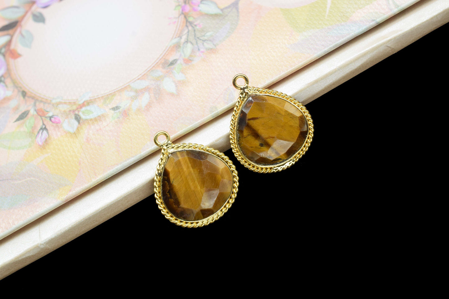 Tiger Eye Faceted Gemstone 14mm Heart Shape connector,Tiger Eye Gold Plating single bail connector,Tiger Eye charms Pendant Jewelry Making