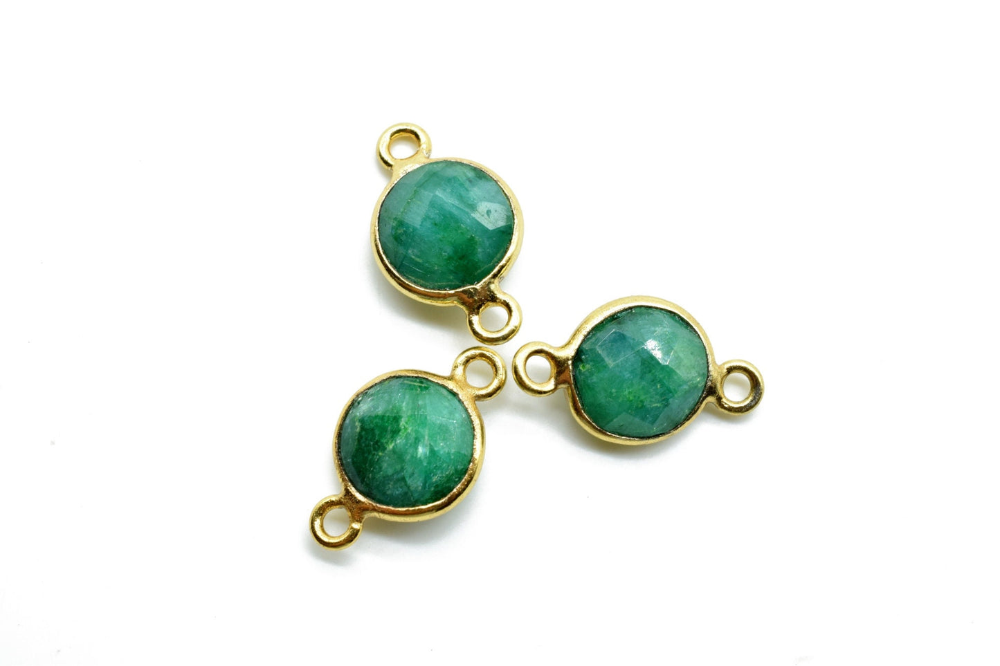 Natural Emerald 8mm double loop connectors,Emerald Pendant,Emerald Round Gold Plated bezel,,jewelry making charm,Emerald Brass connector