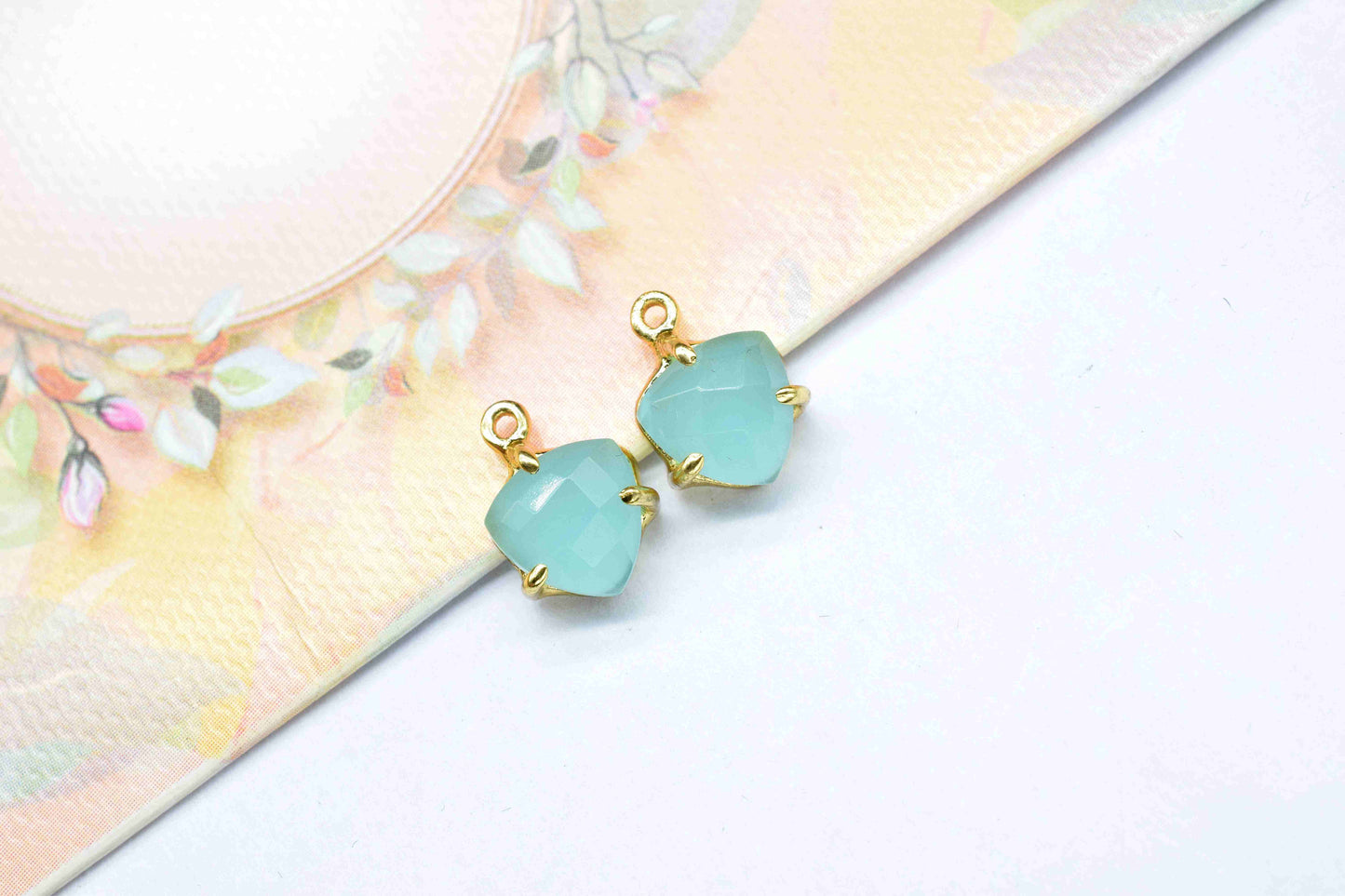 Aqua Chalcedony 8mm Triangle Shape Single bail connector,Aqua Quartz Handmade Gemstone Bezel,Green jewelry making,Prong Set Bezel Pendant