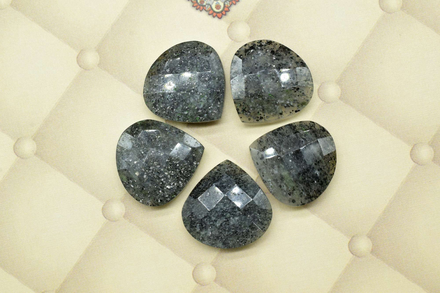 Black Sunstone 20mm Faceted Heart Shape Briolette,Black Sunstone Faceted Briolette,Gemstone Briolette,Sunstone Heart Shape Briolette Jewelry