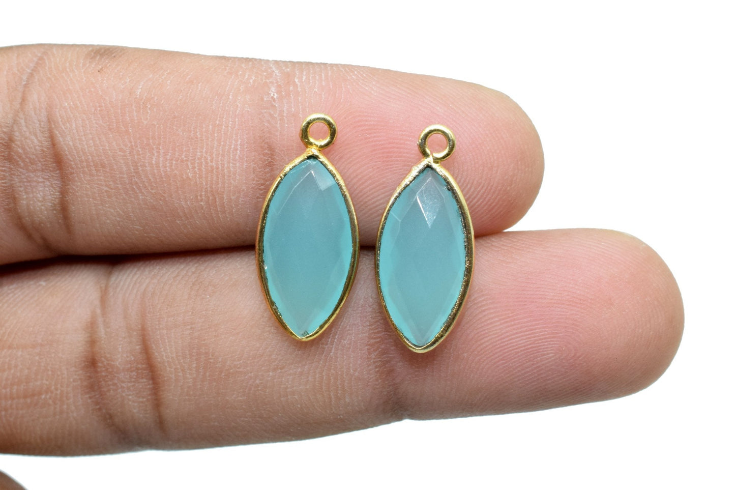 Aqua chalcedony 8x16mm Marquise single bail connectors,chalcedony Marquise pendant,Gemstone connectors,Gold plated bezel links charms,Jewels
