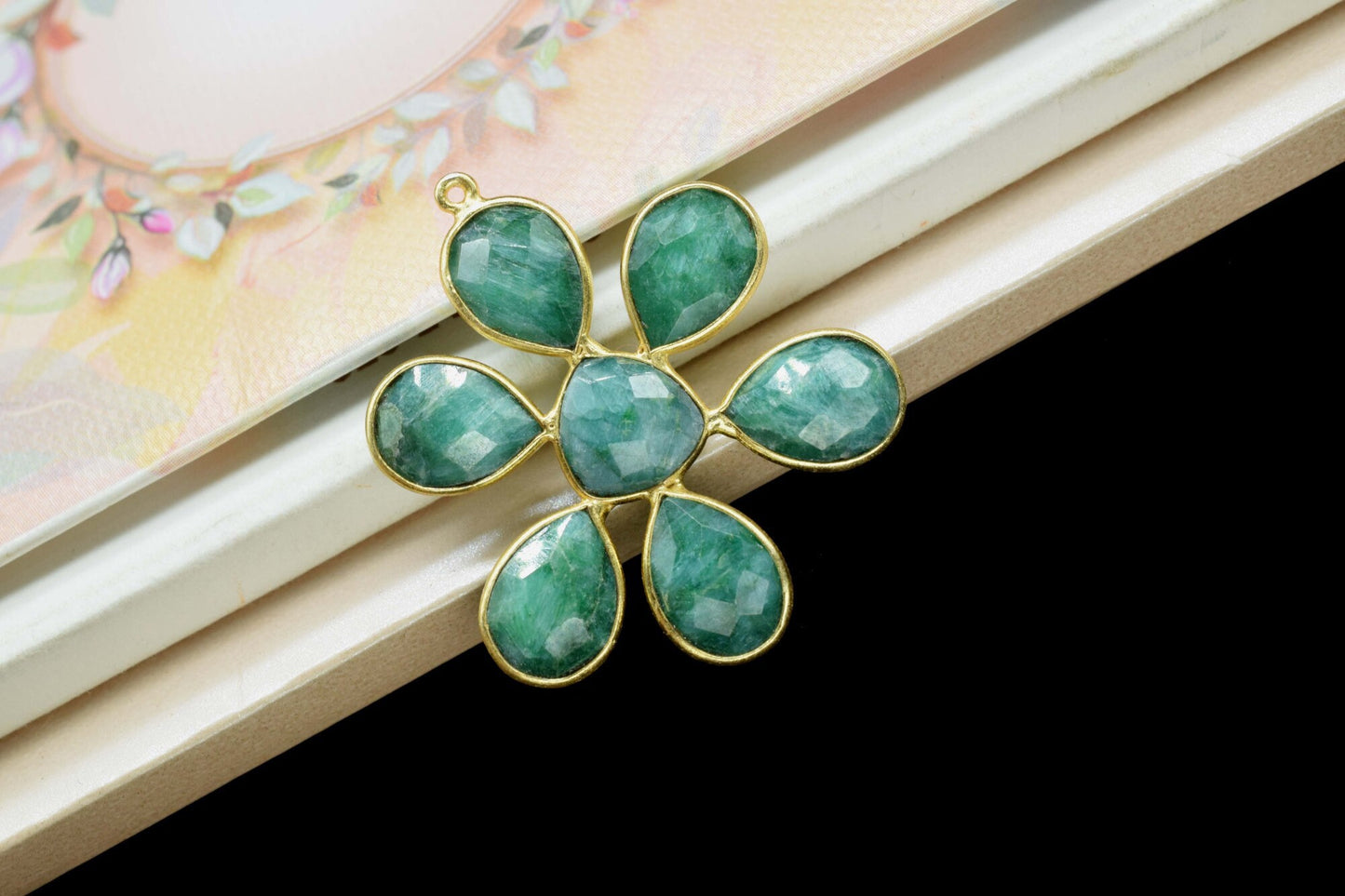 Emerald pendant,May birthstone pendant,Handmade Jewelry Gift,Yellow Gold Handmade Natural Green Gemstone Pendant,single loop,floral,multi