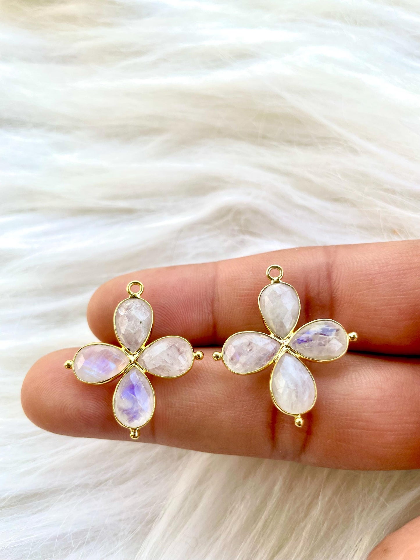 Rainbow Moonstone Teardrop Pendant,Gemstone jewelry,Moonstone Bezel connector,Gemstone Bracelet Charm,Double Loop connector,B'Gifts,P122