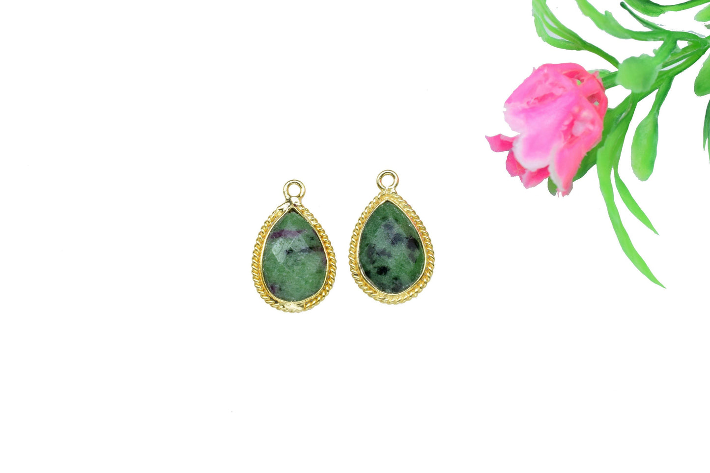 Natural Ruby Zoisite Faceted 10x14mm Pear Shape Shape Connector,Zoisite Checker Cut Pendant jewelry,Gemstone Double Bail Connector Pendant