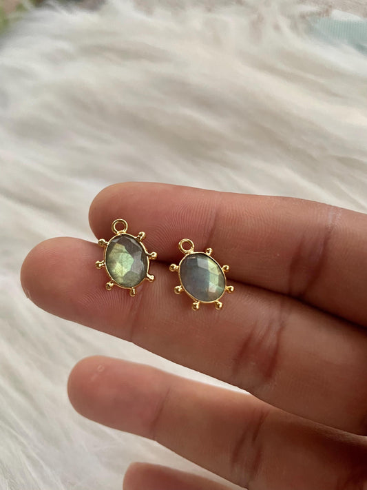 Labradorite Gemstone 8x10mm Oval shape Gold Plated Bezels,Labradorite Pendant Charms,Labradorite connector Jewelry Making Charms Crafts,Gift
