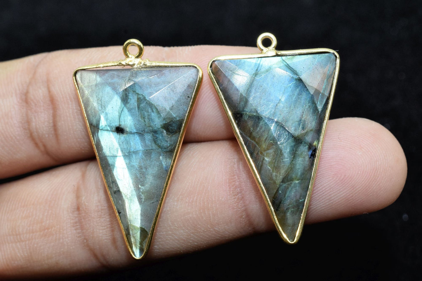 Labradorite 20x30mm Trillion Shape bezel,Gold Plated bezel,Labradorite Bezel Charm,Gold Vermeil Bezel,jewelry making charmGold-Filled bezel
