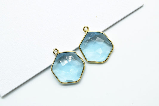 Sky Topaz 16mm Hexagon Shape Pendant,Gold Plated Single Bail Gemstone Connector,Faceted Hexagon Shape Gemstone Bezel,Topaz Hexagon Charms