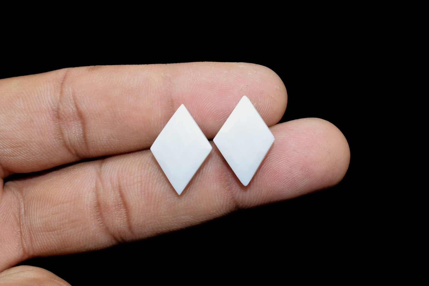 White Agate 12x17mm Diamond shape Briolette,Faceted, polished,Handmade Gemstone, For jewellery making,wire wrapping,gemstone Agate beads