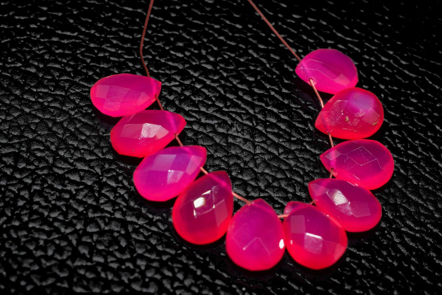 Fushia color Teardrop 7x10mm Briolettes,Pink chalcedony Side drilled Briolette,Handmade Briolette,Hot Pink Chalcedony Teardop briolettes
