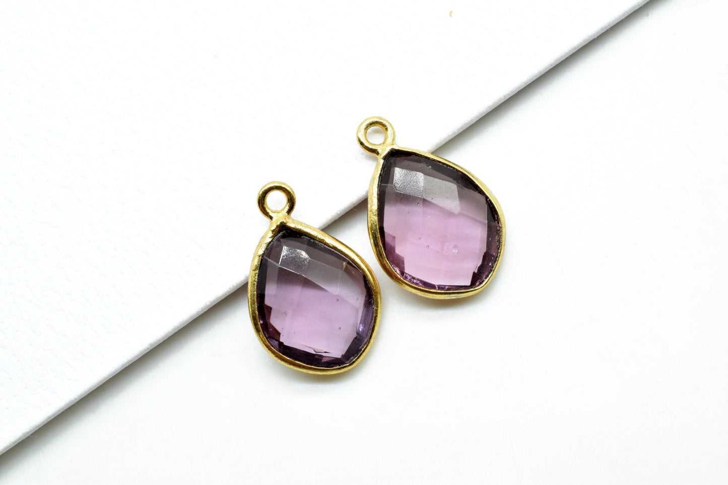 Amethyst 10x13mm Bezel Charm,Amethyst Eye Shape Gold Plated bezel,Gold Vermeil Bezel,jewelry making charm,GoldFilled bezels,Amethyst pendant