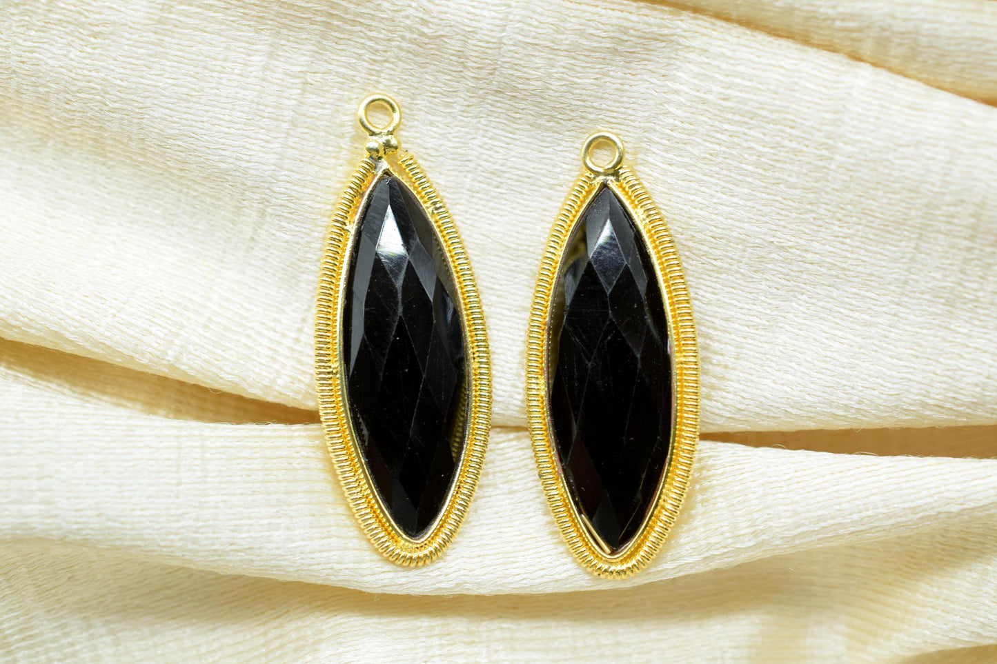 Black Onyx 10x30mm Bezel Charm,Gemstone connector,Marquise Shape Charm,Single Bail Pendant,Handmade Component Pendant,Black Onyx Jewelry