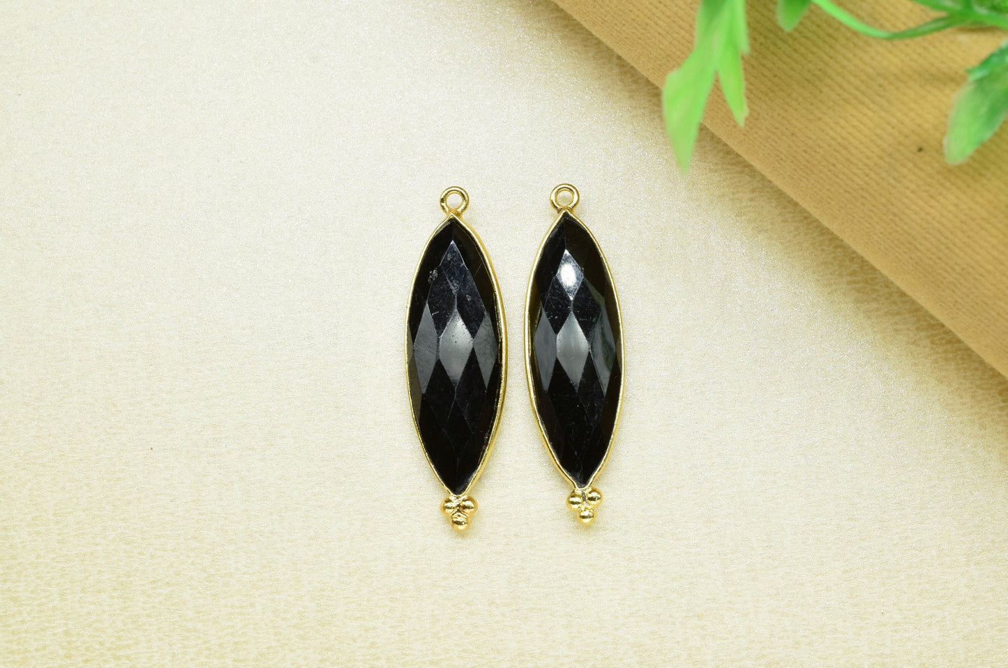Black Onyx 10x30mm Bezel charm,Station Bezel Link Jewelry Suppliy,Black Onyx jewelry,marquise Shape Pendant,Black Onyx Gemstone Connector