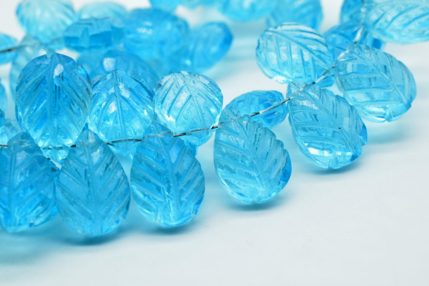 Sky Topaz Carved Leaves Briolettes,9x13mm carving Pear Shape,Carved Leaf Shape Beads,hand carving Teardrop Beads,Sky Topaz Briolettes,Beads