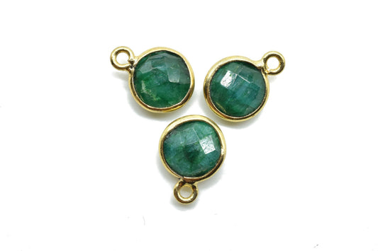 Natural Emerald 8mm charm,Emerald Pendant,Emerald Round Gold Plated bezel,Emerald Vermeil Bezel,jewelry making charm,Emerald Brass connector