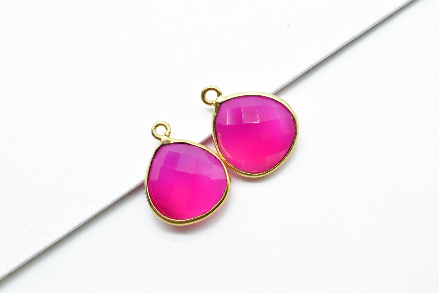 Pink Chalcedony 14mm Heart shape double bail connectors,Pink Chalcedony Round Gold Plated bezel,Jewelry making charms,Pink Brass connectors,