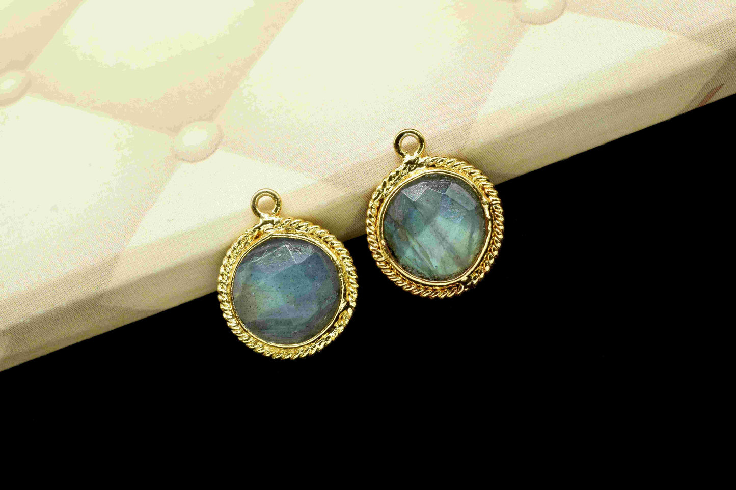 Labradorite 10mm Round Single Bail Connectors,Faceted Labradorite Gemstone Charms,Labradorite Bezels Charms,Round Shape Pendants Connectors