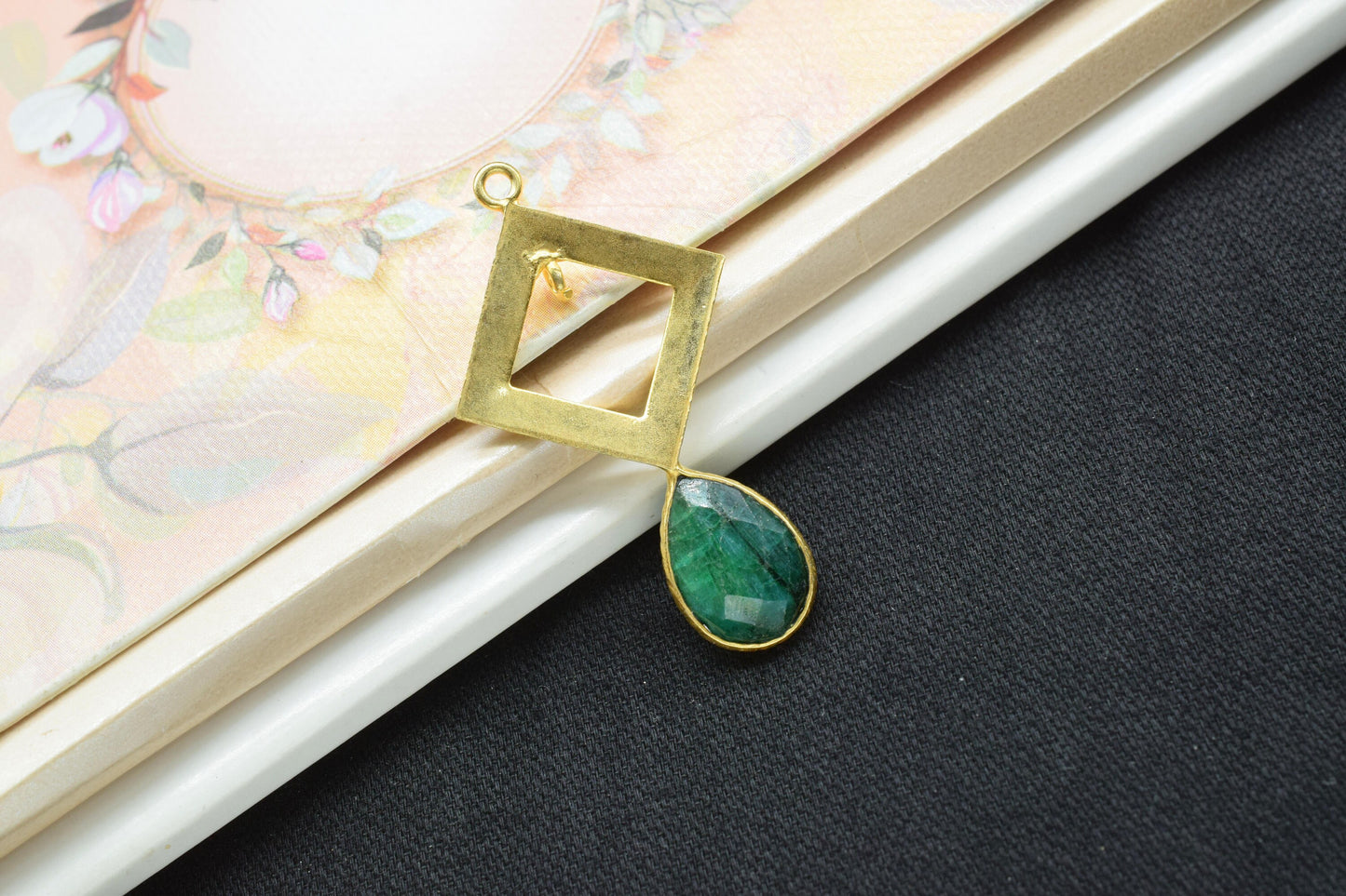 Natural Emerald Designer Pendant/Teardrop Pendant/Emerald Faceted Gemstone/Emerald Earring/Handmade Jewellery Essentials/Faceted Cut Pendant