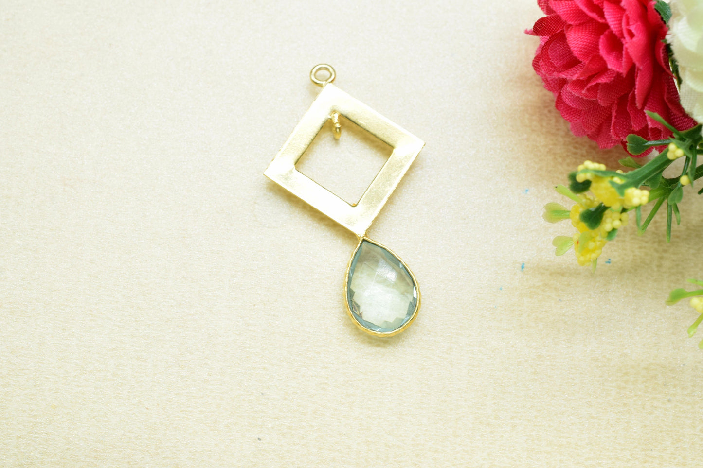 Sky Topaz Teardrop Pendant/Single Bail Charms/Sky Topaz Faceted Gemstone Pendant/Gemstone Component/Handmade Jewellery Making Items/Pendatif