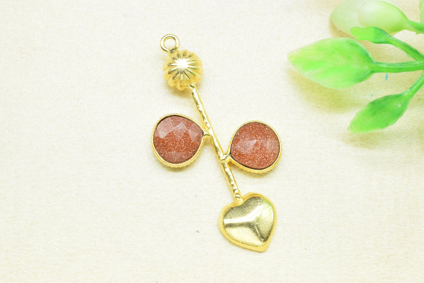 Sunstone Pendant/Gemstone Component/Faceted Cut Sunstone/Single Bail Charm/Necklace Pendant/Heart Shape Charm/Wholesale Supply/Gold Plated