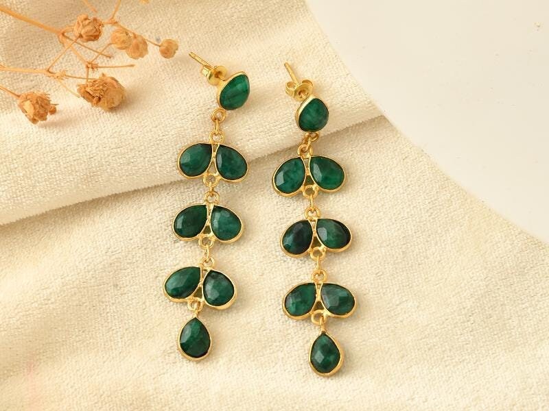 Natural Emerald Dangle Earring/Gold Plated Earring/Bridal Earring/Handmade Jewelry/Emerald Wedding Earring/Gold Plated Jewelry/Gift