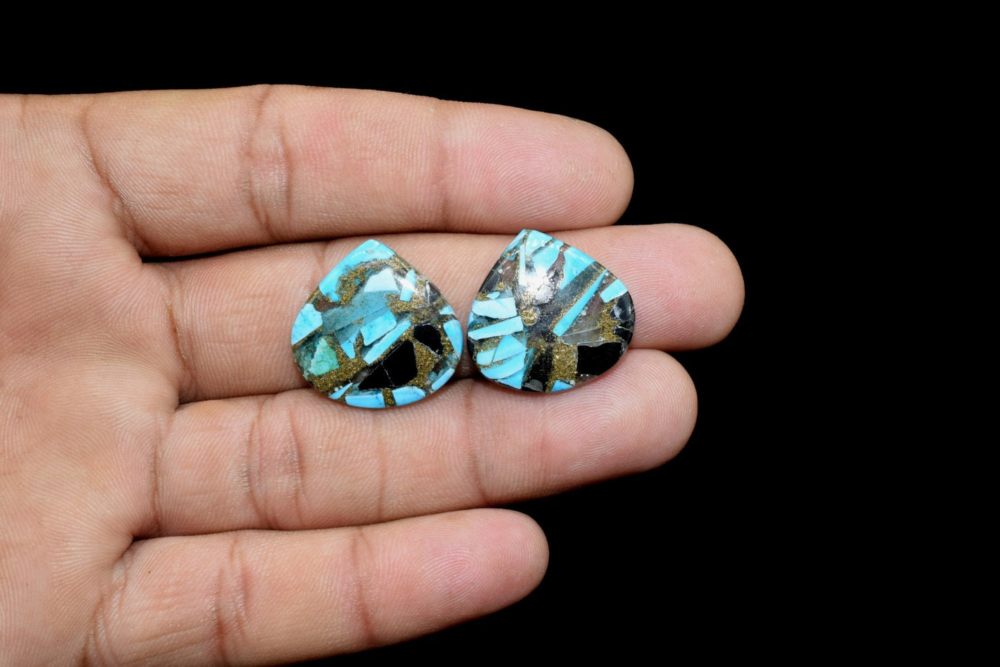 BLACK COPPER TURQUOISE Smooth Heart Shape Briolettes,20mm size.Rare Copper Turquoise Smooth Heart Shape Briolettes | Rare Copper Turquoise