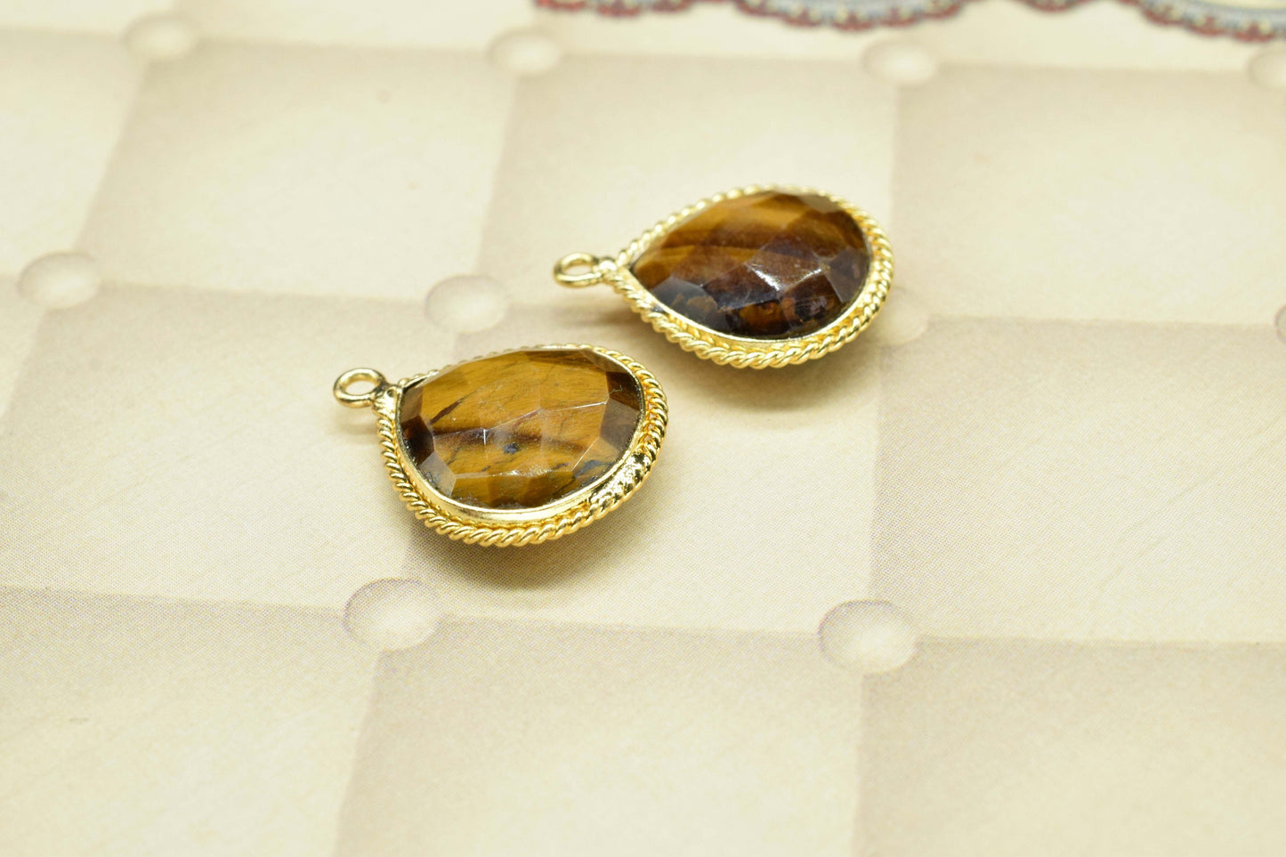 Tiger Eye Faceted Gemstone 14mm Heart Shape connector,Tiger Eye Gold Plating single bail connector,Tiger Eye charms Pendant Jewelry Making