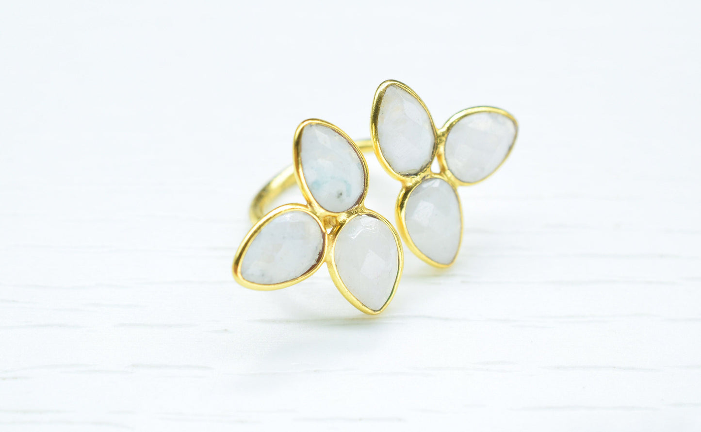 Rainbow Moonstone Ring/Pear cut moonstone/Moonstone Energy Jewelry with blue sheen/Gemstone Ring/Moonstone Engagement Ring/Bridal Jewelry