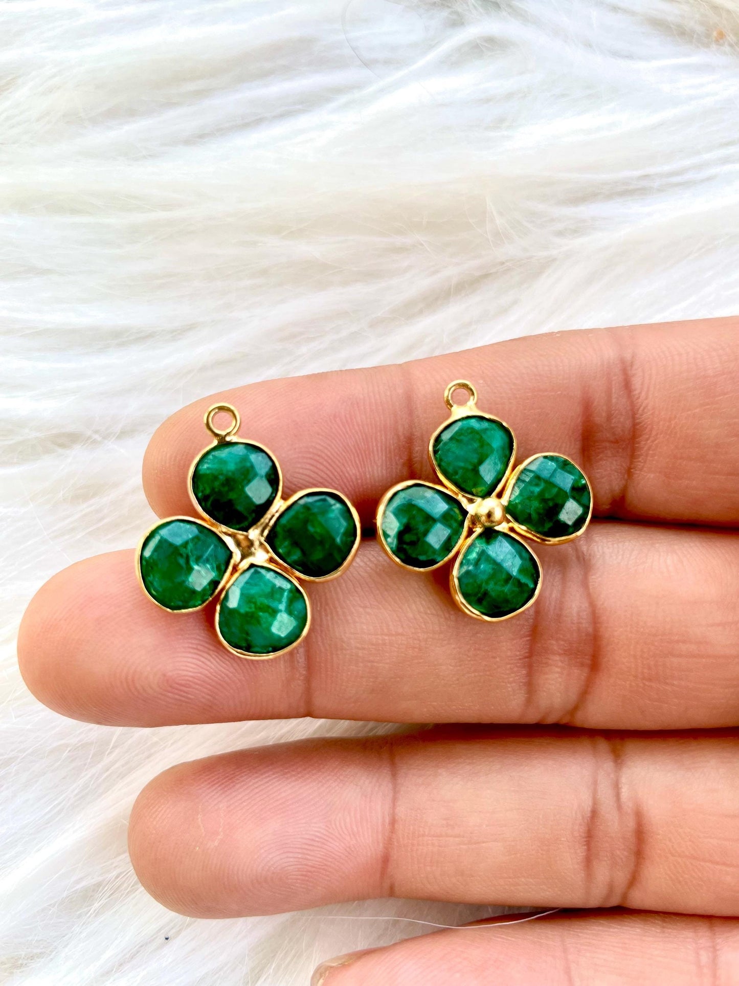 Emerald Heart Shape Pendant,Gemstone jewelry Component,Emerald Heart Shape connector,Emerald Bracelet Charm,Jewelry Making Supply,Gifts,P123