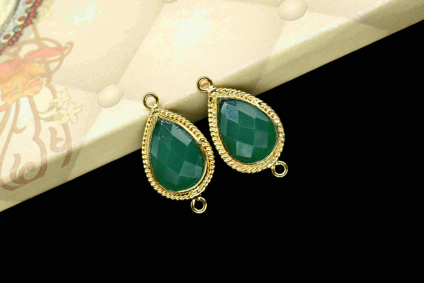 Green Onyx 9x13mm Teardrop Shape charm,Gold Plated bezel,double Bail connector,Onyx Jewelry,May Birthstone Coin Links,Handmade Bezel Charms