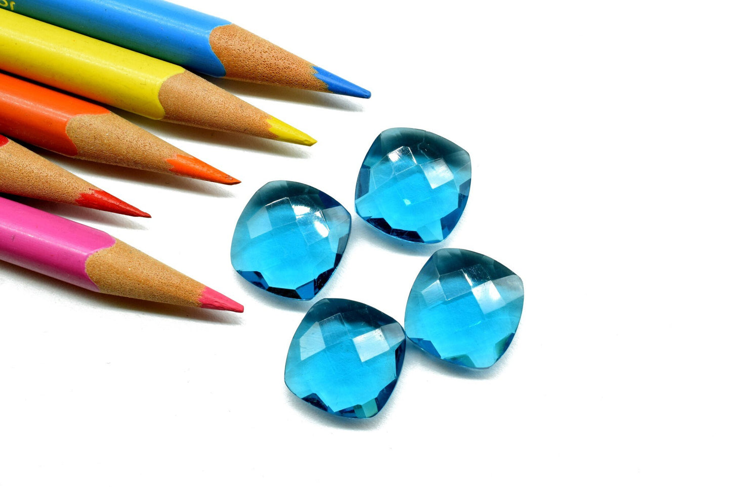 London Blue Topaz Faceted Cushion Briolettes,Blue Topaz Square briolettes,Blue Topaz briolettes strand,Blue Topaz 14mm briolettes beads