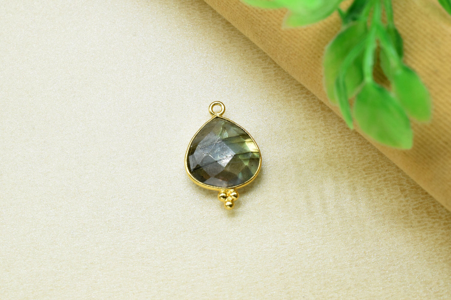 Natural Labradorite Gemstone 14mm Heart Shape Pendant,Labradorite Checker Cut bezel Pendant Jewelry,Labradorite Faceted Bezel Link Connector