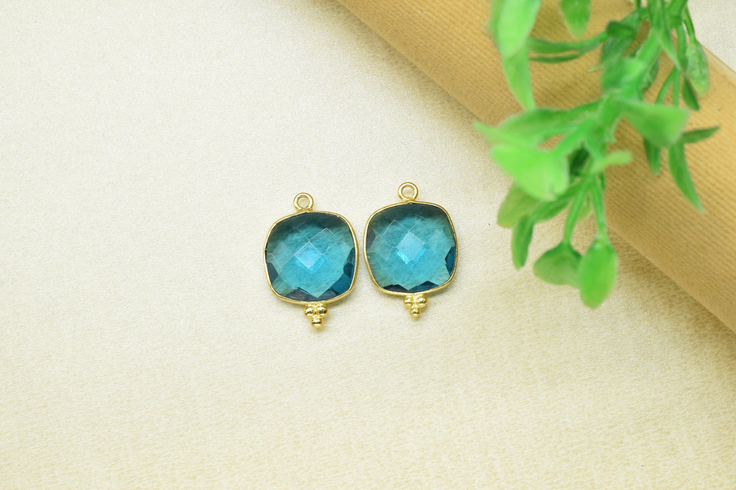 Neon Apatite Gemstone Bezel charm,Neon Apatite Gemstone Faceted Bezels,Neon Apatite 14mm Cushion shape Gold Plating Single Bial Pendant,Gift