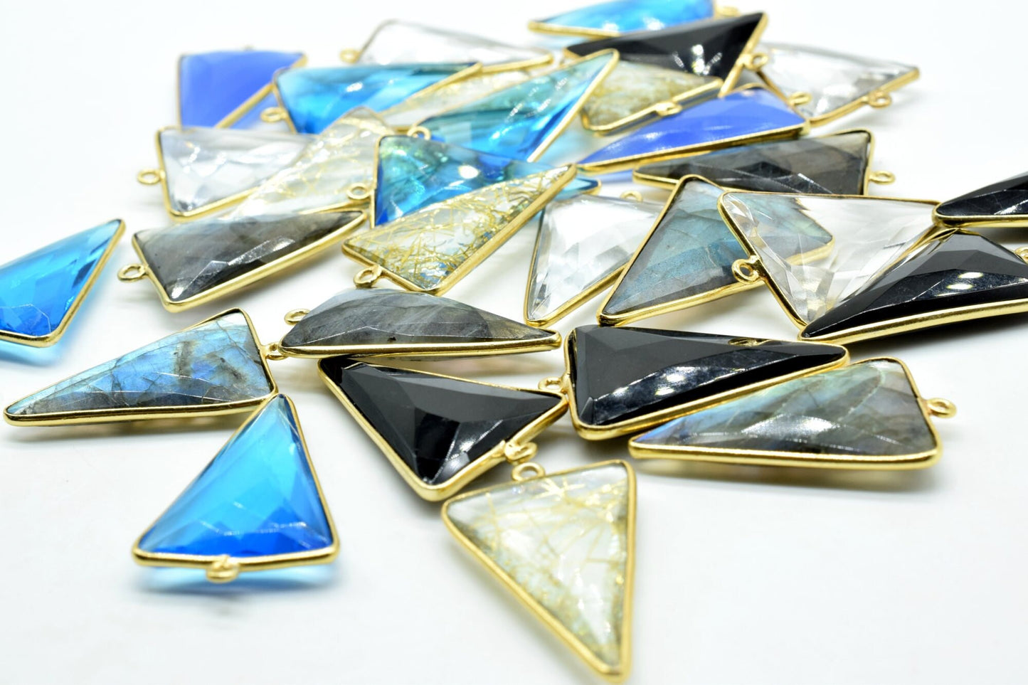 Labradorite 20x30mm Trillion Shape bezel,Gold Plated bezel,Labradorite Bezel Charm,Gold Vermeil Bezel,jewelry making charmGold-Filled bezel
