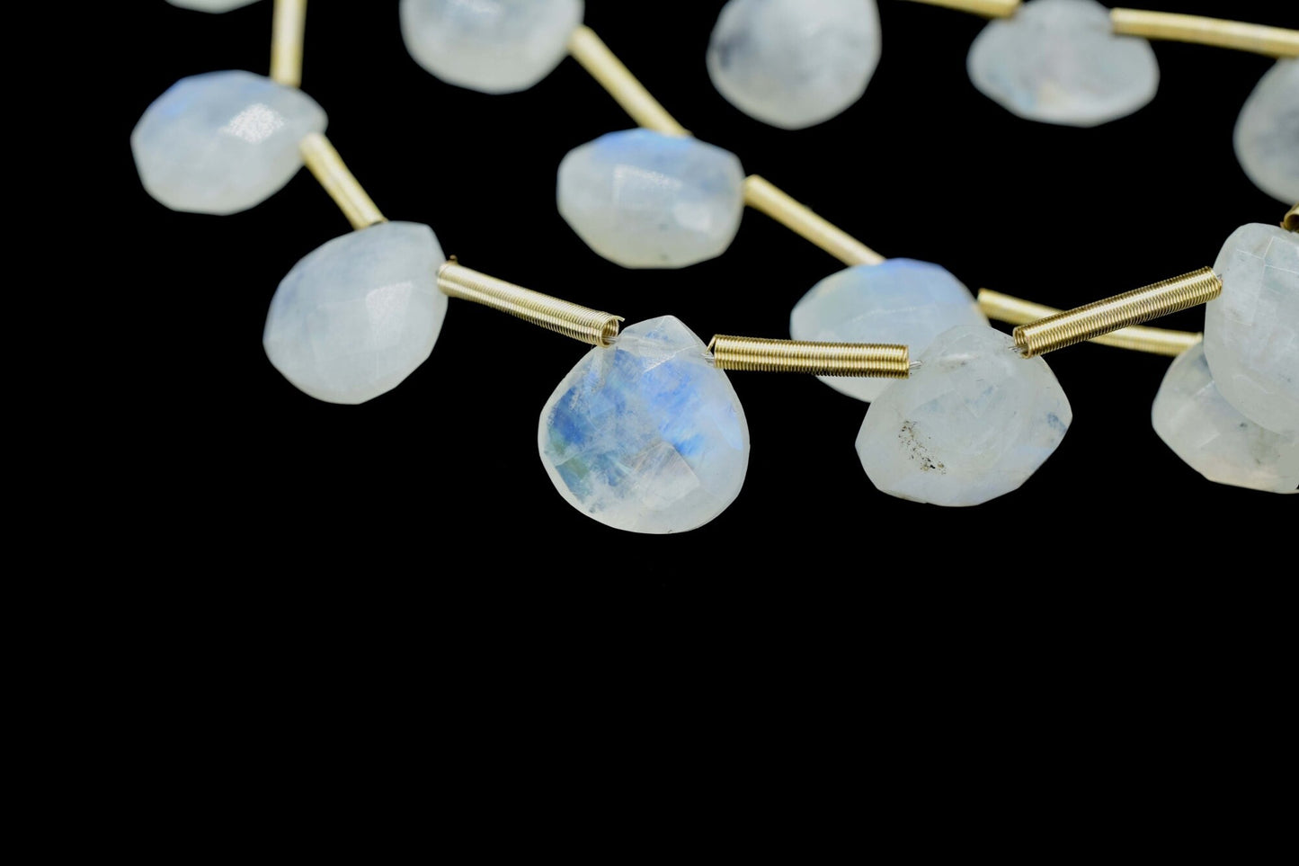 Rainbow Moonstone Faceted 10mm Heart Briolettes, Gemstone Beads,Moonstone strands,Jewelry Making Supplies,Moonstone Heart shape jewelry,Gift