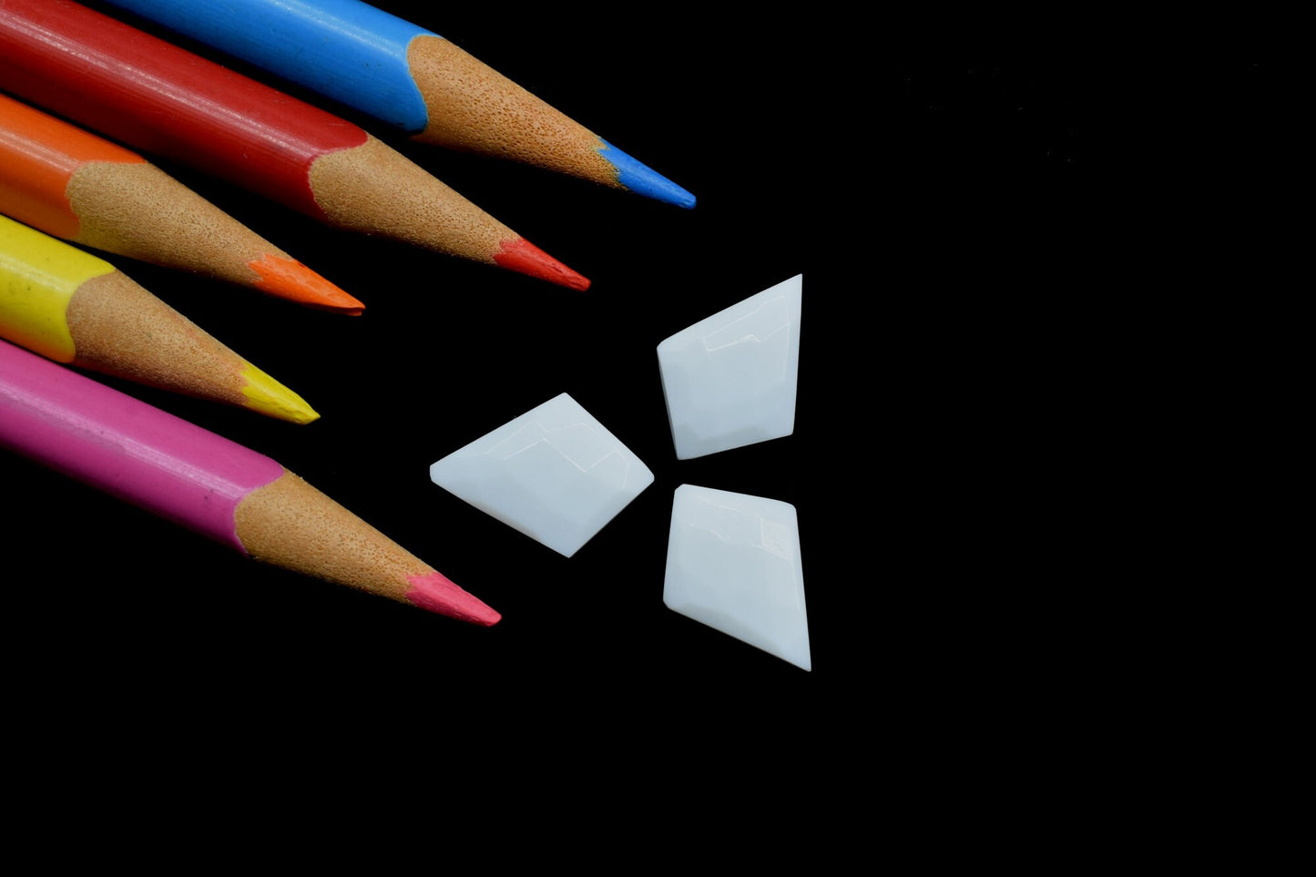 White agate 10x14mm daimond shape briolettes,Faceted Briolette,polished,Handmade Gemstone, For jewellery making,wire wrapping,gemstone beads