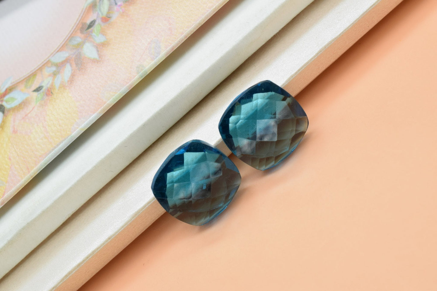 London Blue Topaz Faceted Cushion Briolettes,Blue Topaz Square briolettes,Blue Topaz briolettes strand,Blue Topaz 14mm briolettes beads