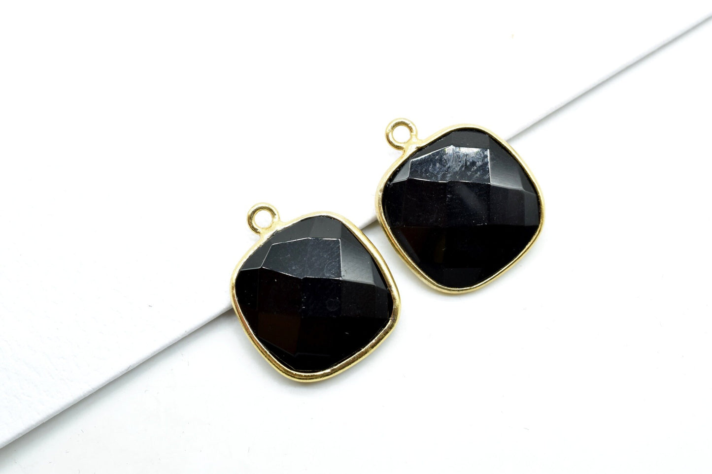 Black Onyx 14mm Cushion Bezel charm,Black Onyx Bezel Findings Cushion Charms,Black Onyx Cushion Shape Connector,Single Bail Loop Gold Plated