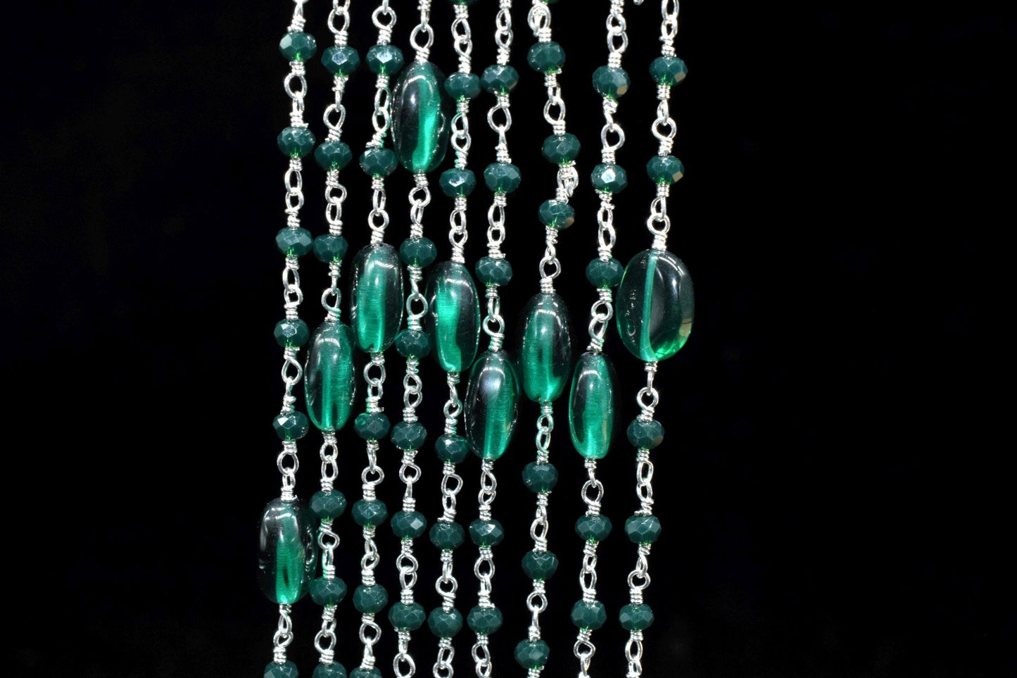 Emerald Smooth Oval Shape Chain,Emerald Silver Wire Plated Rosary Beaded Chain,Chain Per Foot,Gemstone Beads,Emerald Rosary Beaded Chain