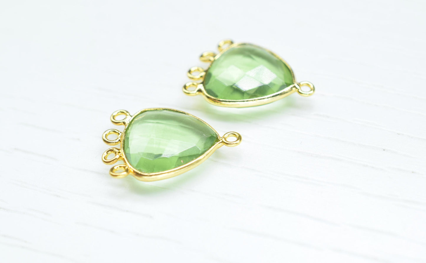 Green Amethyst 15mm Triangle Bezel Connector/Gold Plated Jewelry/Women Jewelry/Connector Jewelry/Handmade Connector/Connector Jewelry/Gift