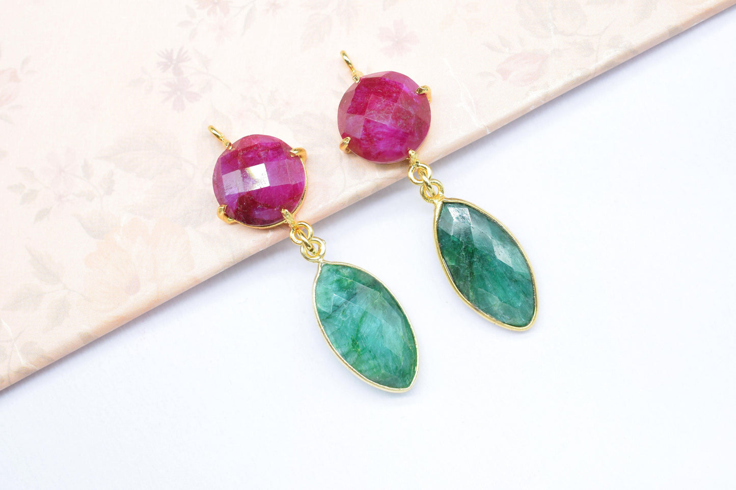 Ruby Prong Bezel Charms Connector/Emerald Jewelry/Earring Connector/Station Bezel Link Pendant/Handmade Jewelry/Carnelian/Women jewelry/Gift