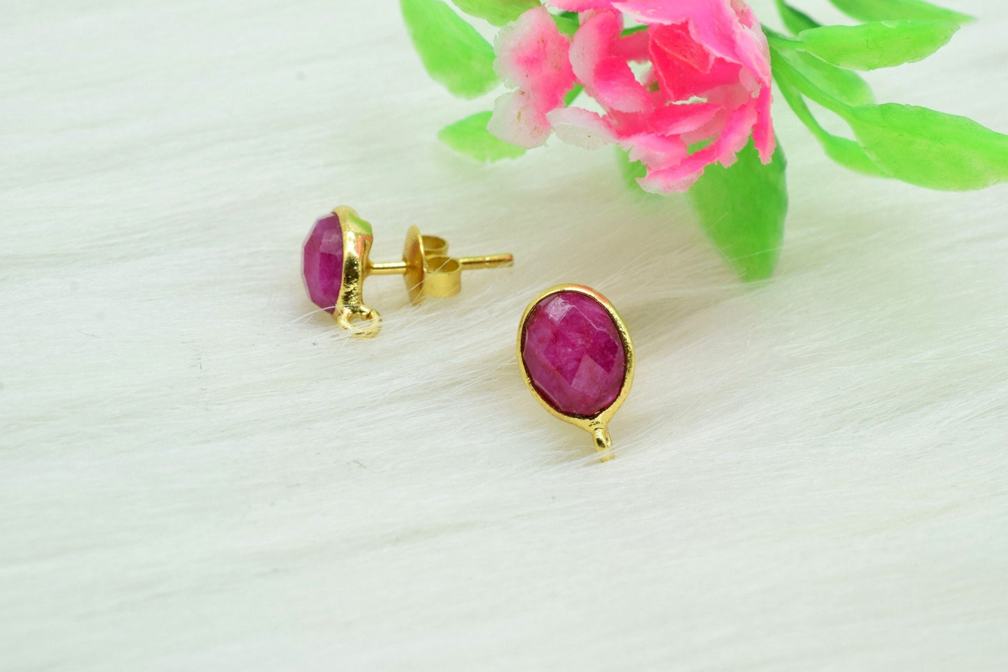 Natural Ruby 6x8mm oval shape Earring connector Stud post setting with loop open bail,Hot Natural ruby Gold Plated Earring With Loops