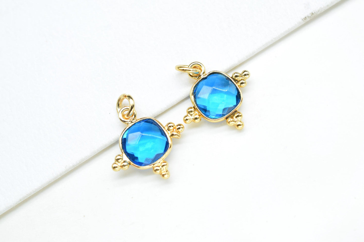 Blue Topaz8mm Cushion Bezel charm/Station Bezel Link Supplies/Blue Topaz Jewelry Making/Square Pendant//Gemstone Connector Pendant