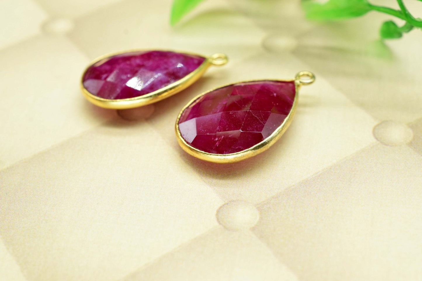 Ruby 13x18mm Bezel charm,Ruby Teardrop pendant,Ruby Gold Plated bezel,Hot Selling Ruby Single Bail Connector,Ruby Pendant,Ruby connectors