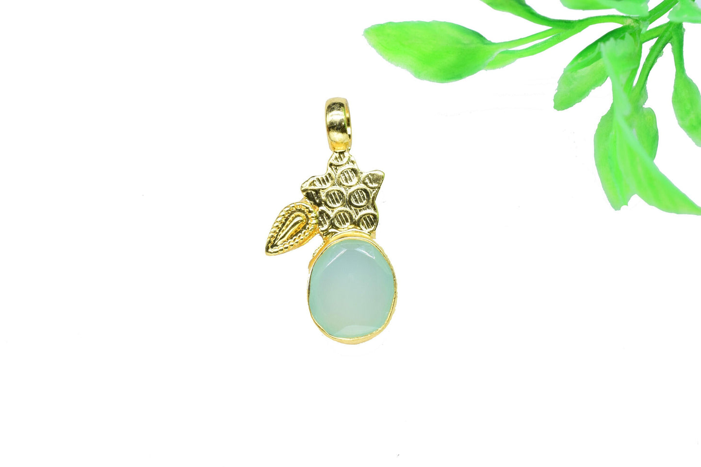 Aqua Chalcedony Designer Pendant,Loop Pendant,Leaf Pendant Charms,Vermeil Pendant Jewelry,Gemstone Pendant,Handmade Carft,small pendant,Gift