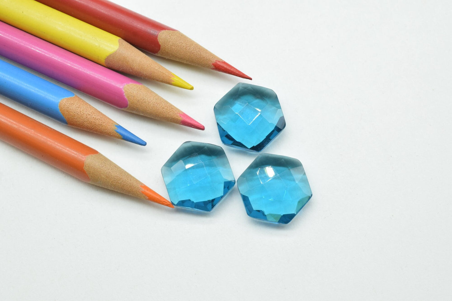 Blue Topaz Hexagon Faceted Beads,Blue Topaz 15mm Hexagon Briolettes,Blue Topaz Hexagon Beads,15mm Hexagon Briolettes Beads,wholesale beads