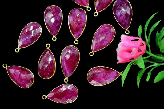 Ruby 12x20mm Pear shape charm,Ruby Pear Shape Bezel ConnectorGold Plated,Ruby Connector,Single Bail Connector,Jewelry Supply,Bezel Set Charm